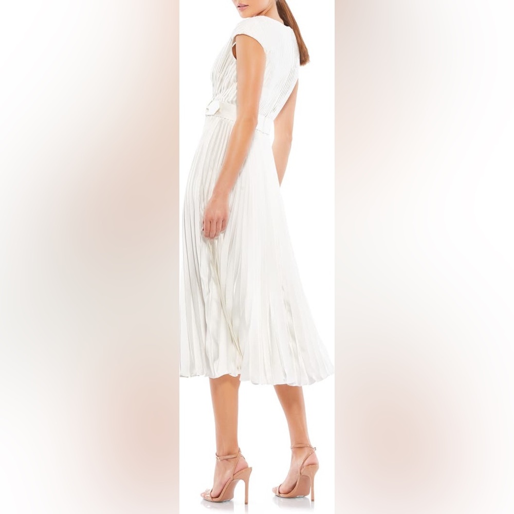 Max Duggal IEENA Pleated Cap Sleeve Satin Midi Gown White Size 10 NWT - Picture 3 of 12